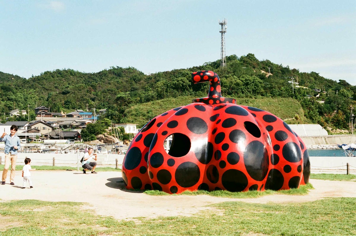 草間彌生的魔幻南瓜|瀨戶內海藝術祭 ——直島藝術療癒之旅 - 第7張圖 草間彌生-南瓜